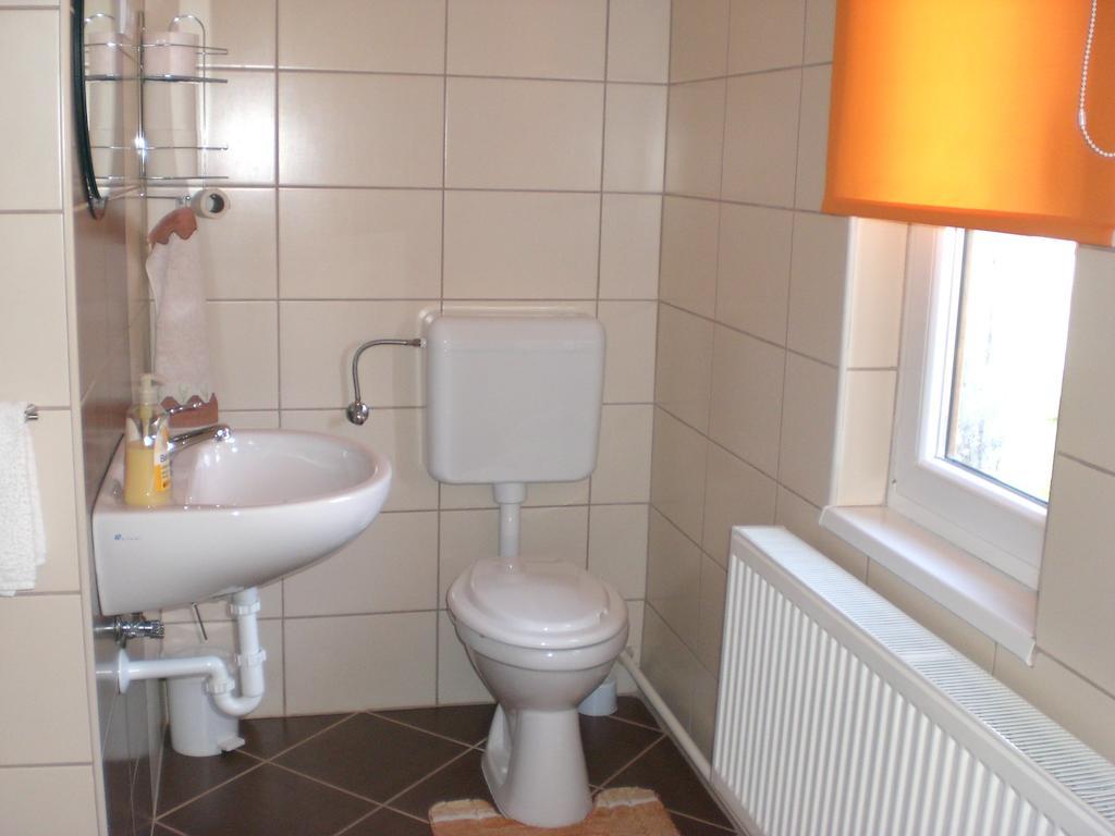 Kurca-Parti Vendeghaz Hotel Szentes Ruang foto