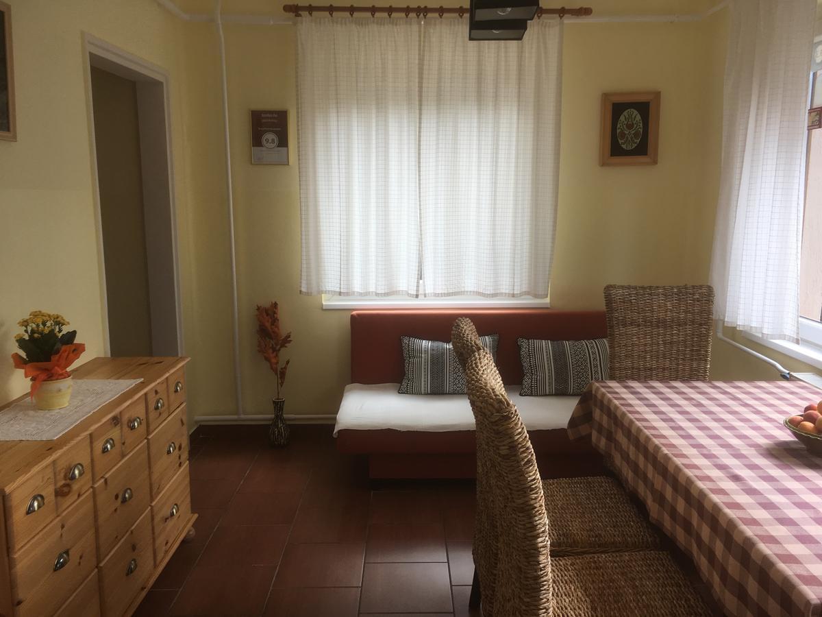 Kurca-Parti Vendeghaz Hotel Szentes Bagian luar foto